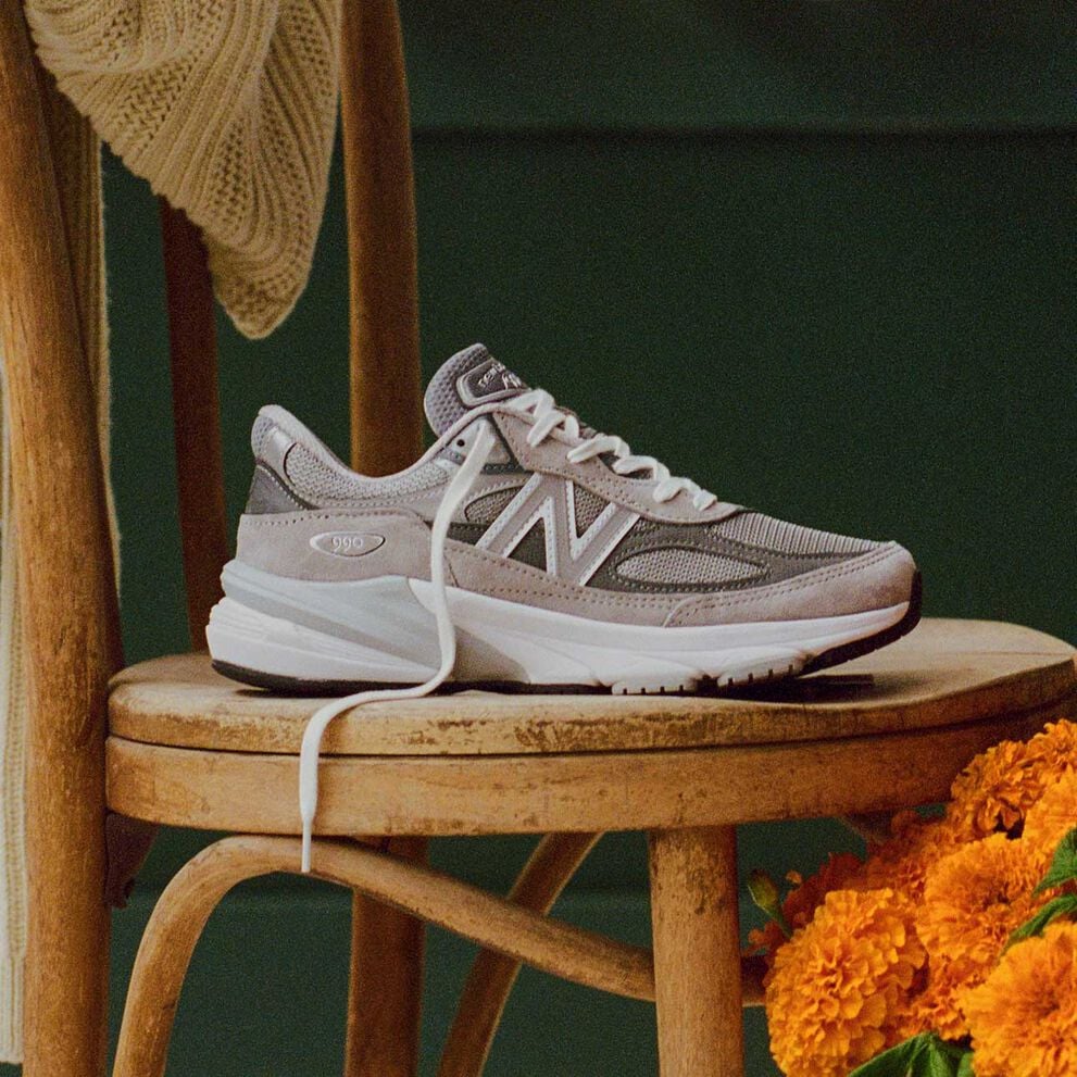 New Balance 990v6