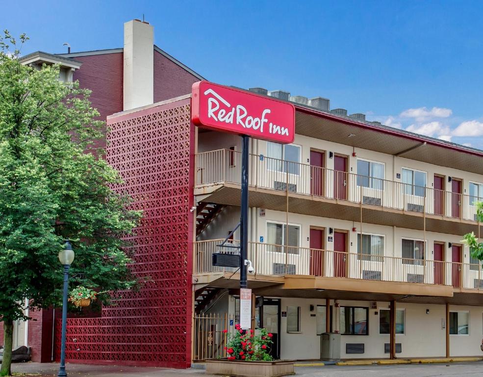 Red Roof Inn